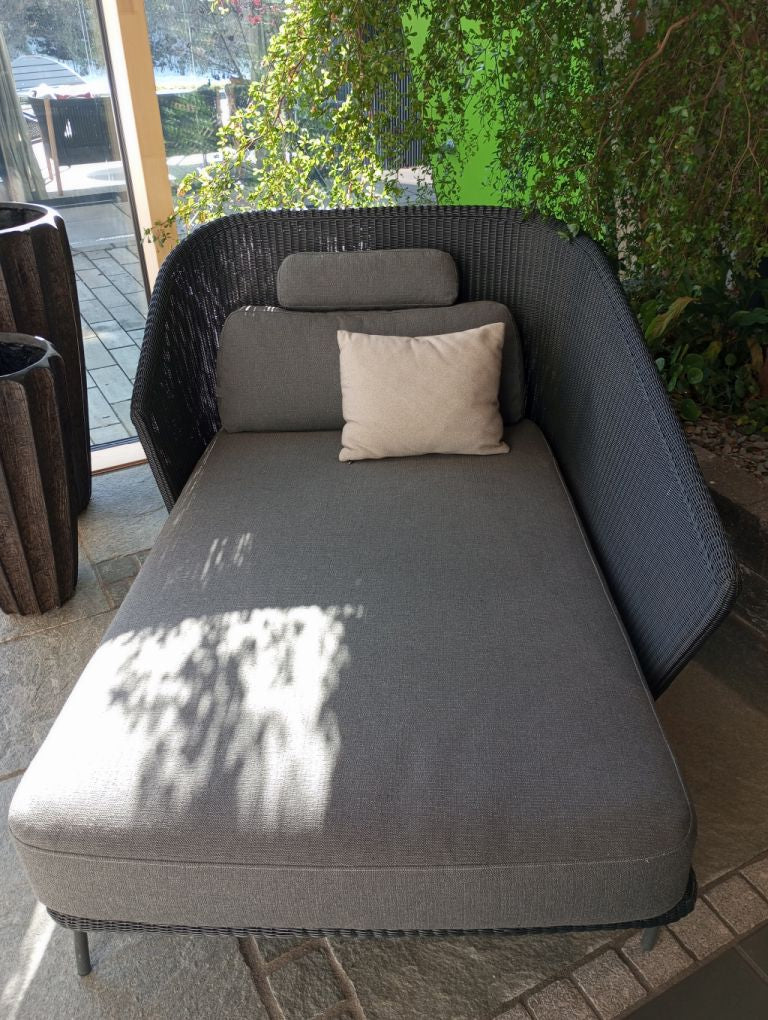 Mega Daybed CANE LINE Vanster Lounger Outdoorliege