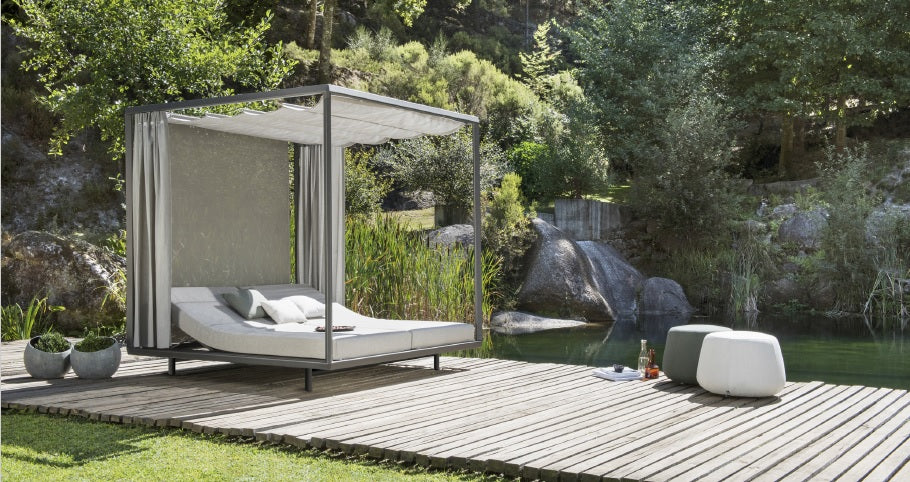 Pavillon Daybed TRIBU Sunscape Roof